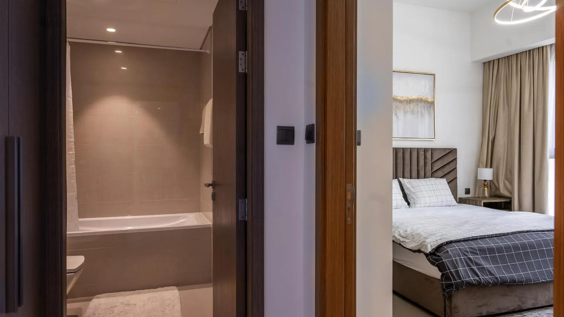 Apartment In Downtown Dubai In Act I Act II