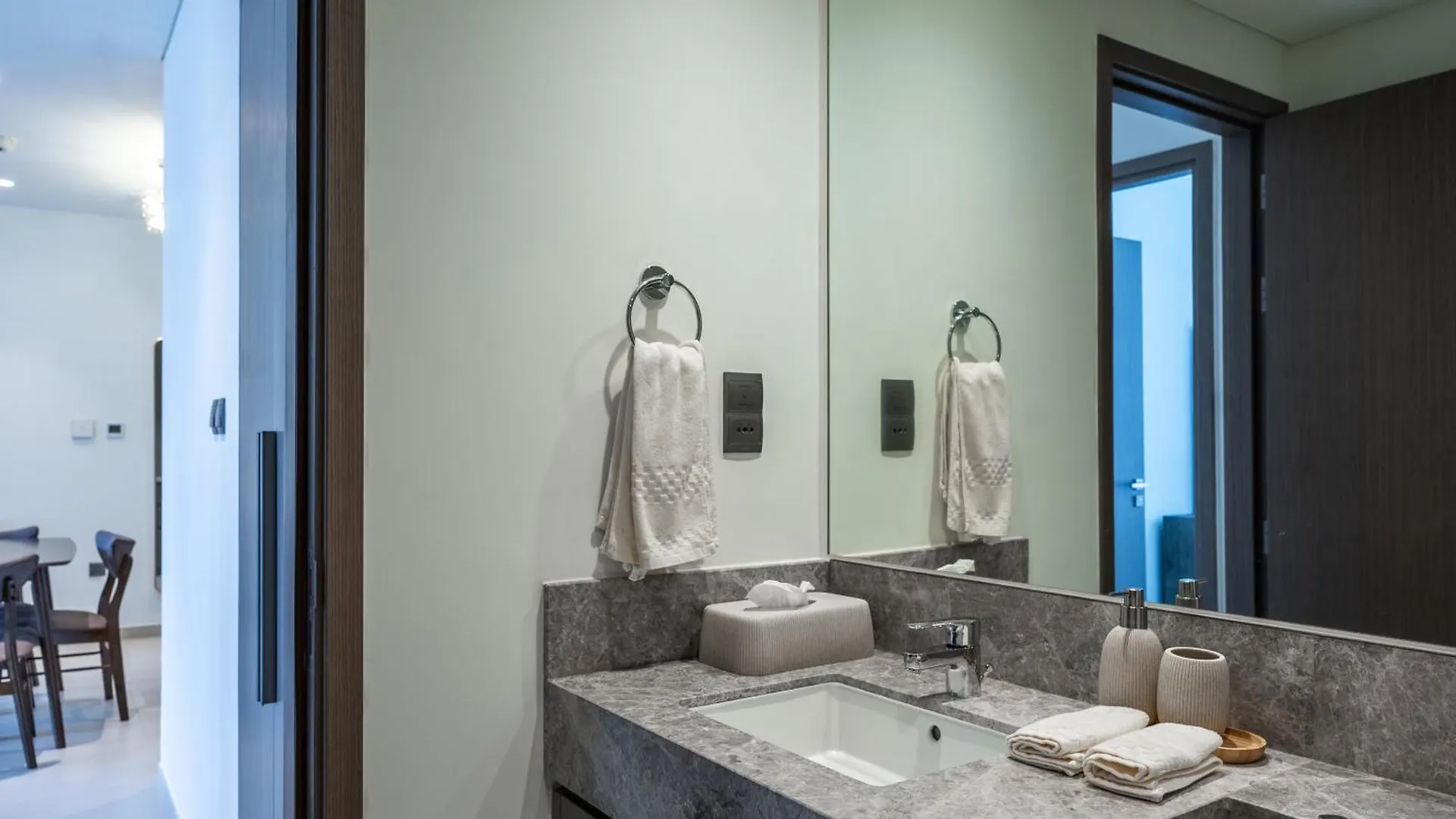 Apartment In Downtown Dubai In Act I Act II 0*,  United Arab Emirates
